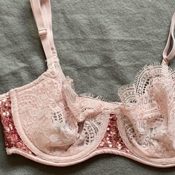 Victoria’s Secret Dream Angels Sequin & Lace Set – Bra 34D + Matching Sequin Sho - Picture 3 of 7